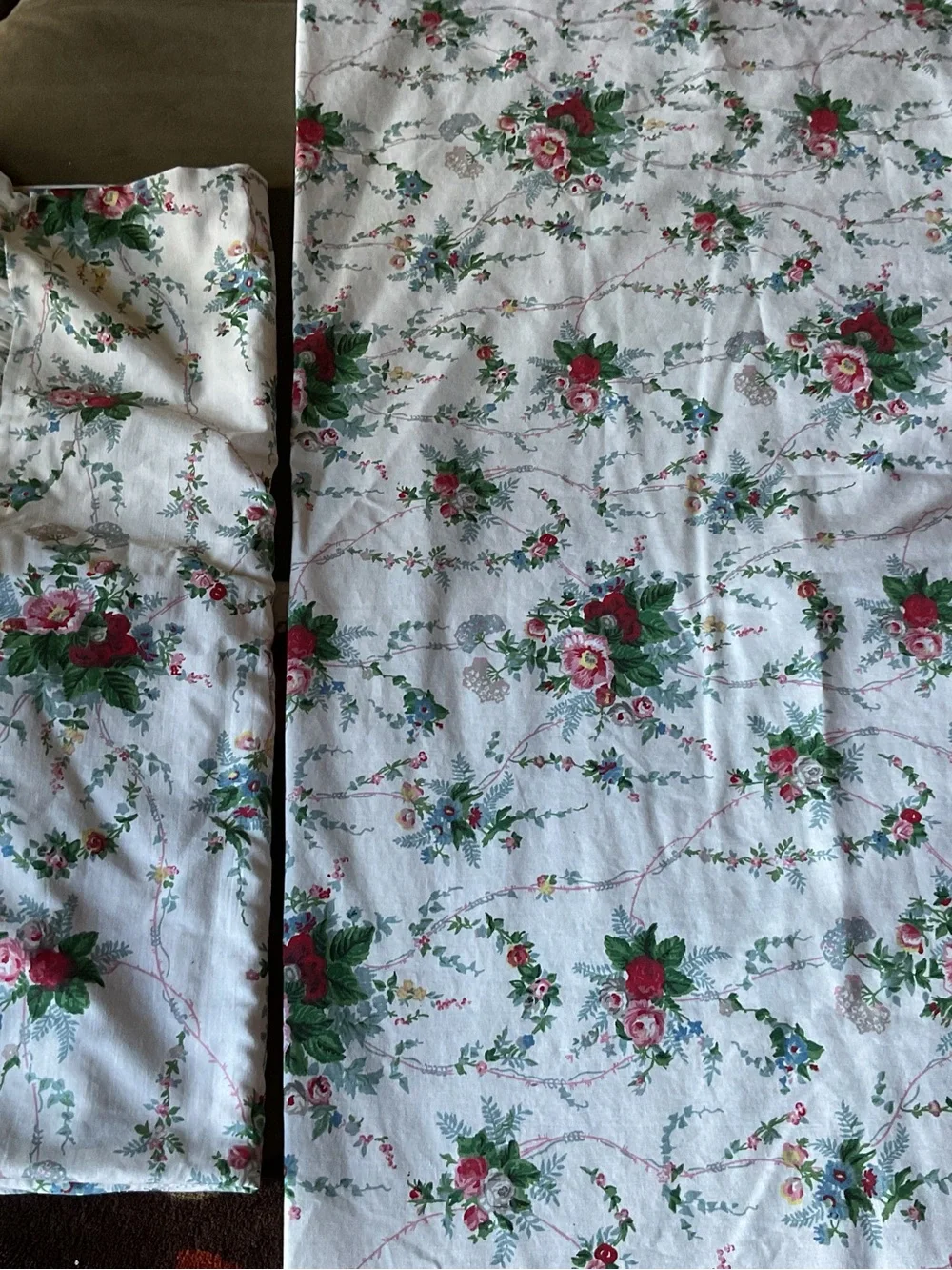 Vintage, Ralph Lauren BLAINE Floral Ruffled 2 KING Pillowcases